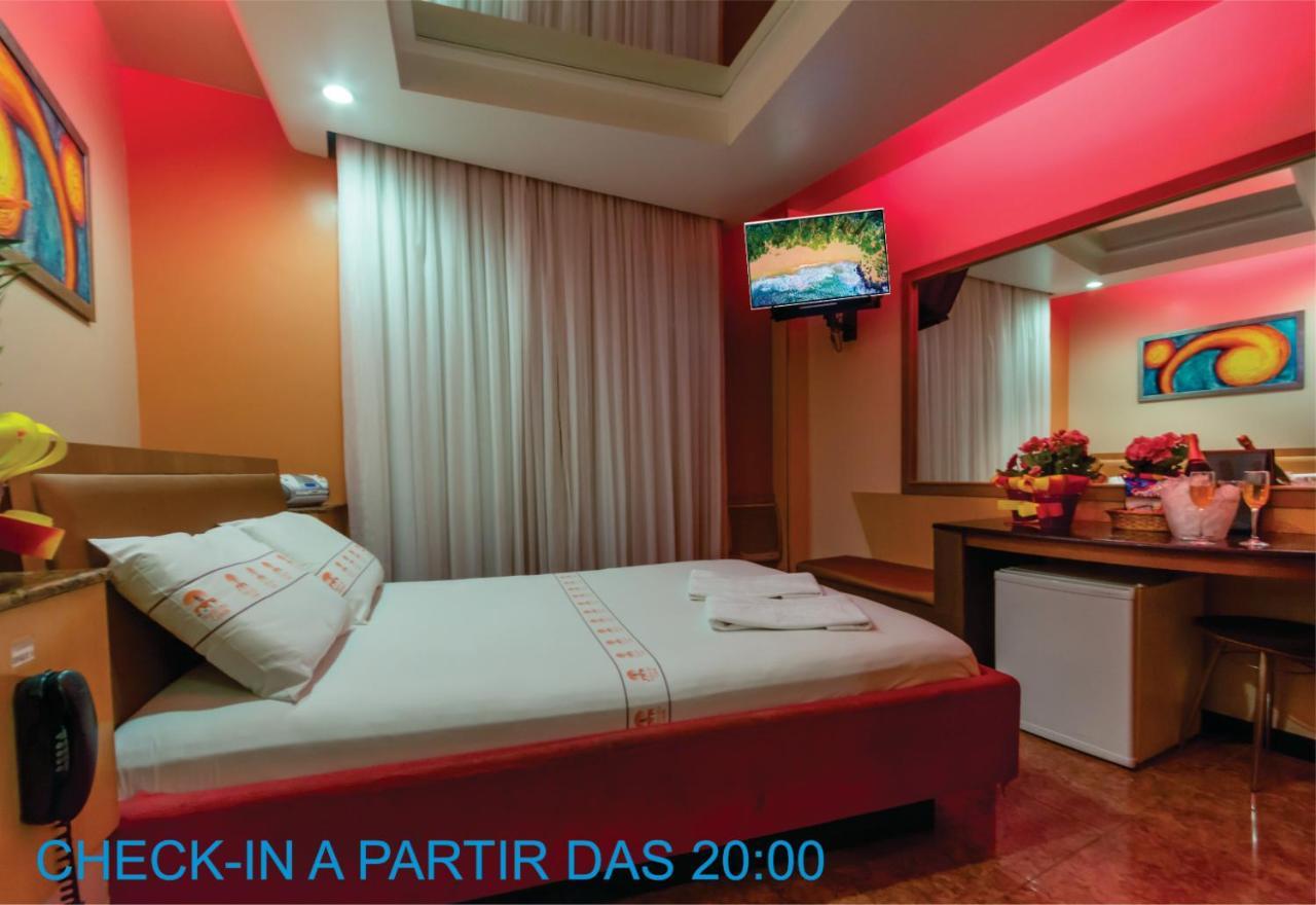 Motel Porto Dos Casais Порту Алегри Екстериор снимка