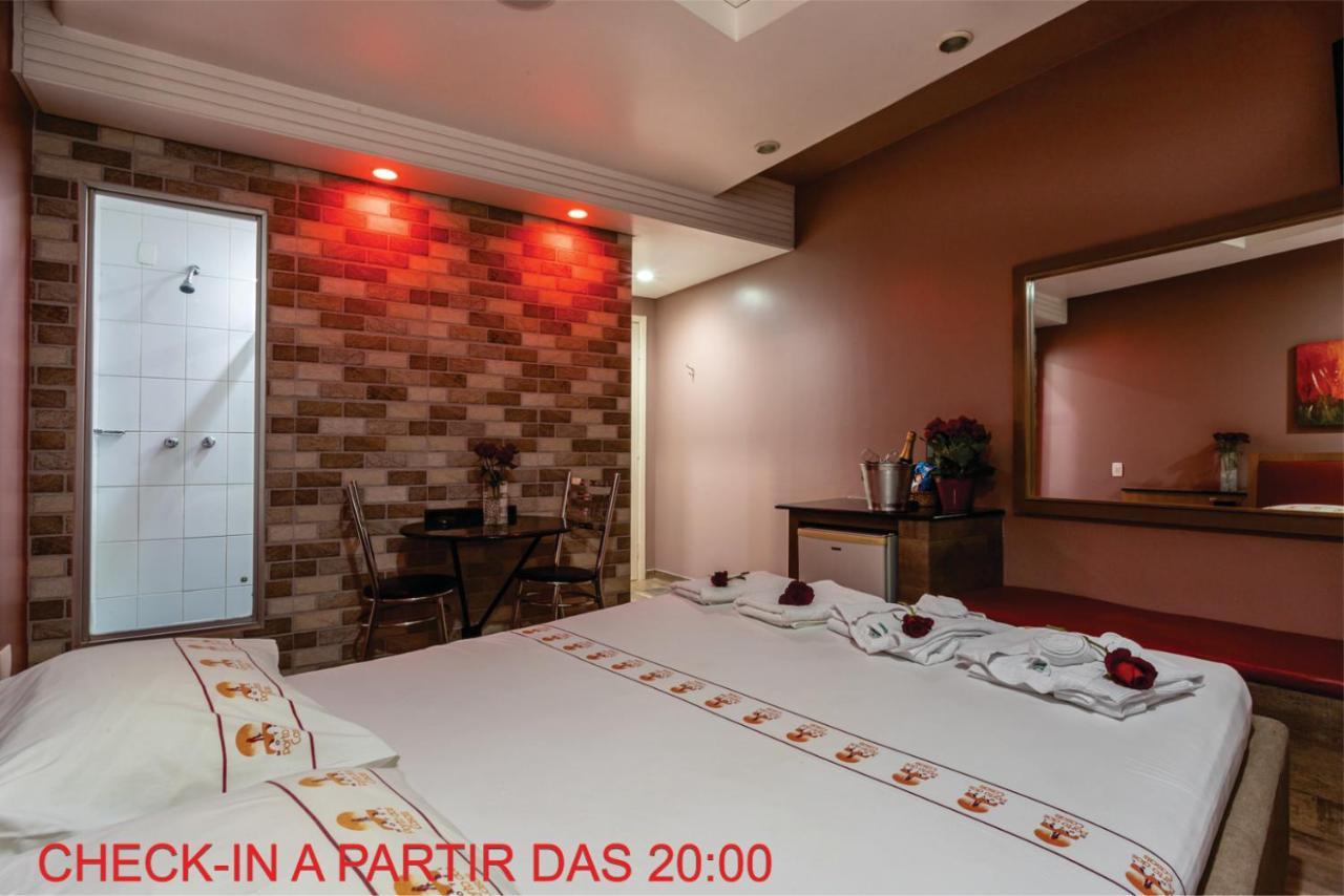 Motel Porto Dos Casais Порту Алегри Екстериор снимка